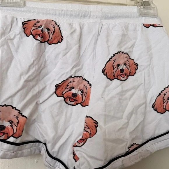 White Shorts with Black Trim size S - Picture 6 of 6